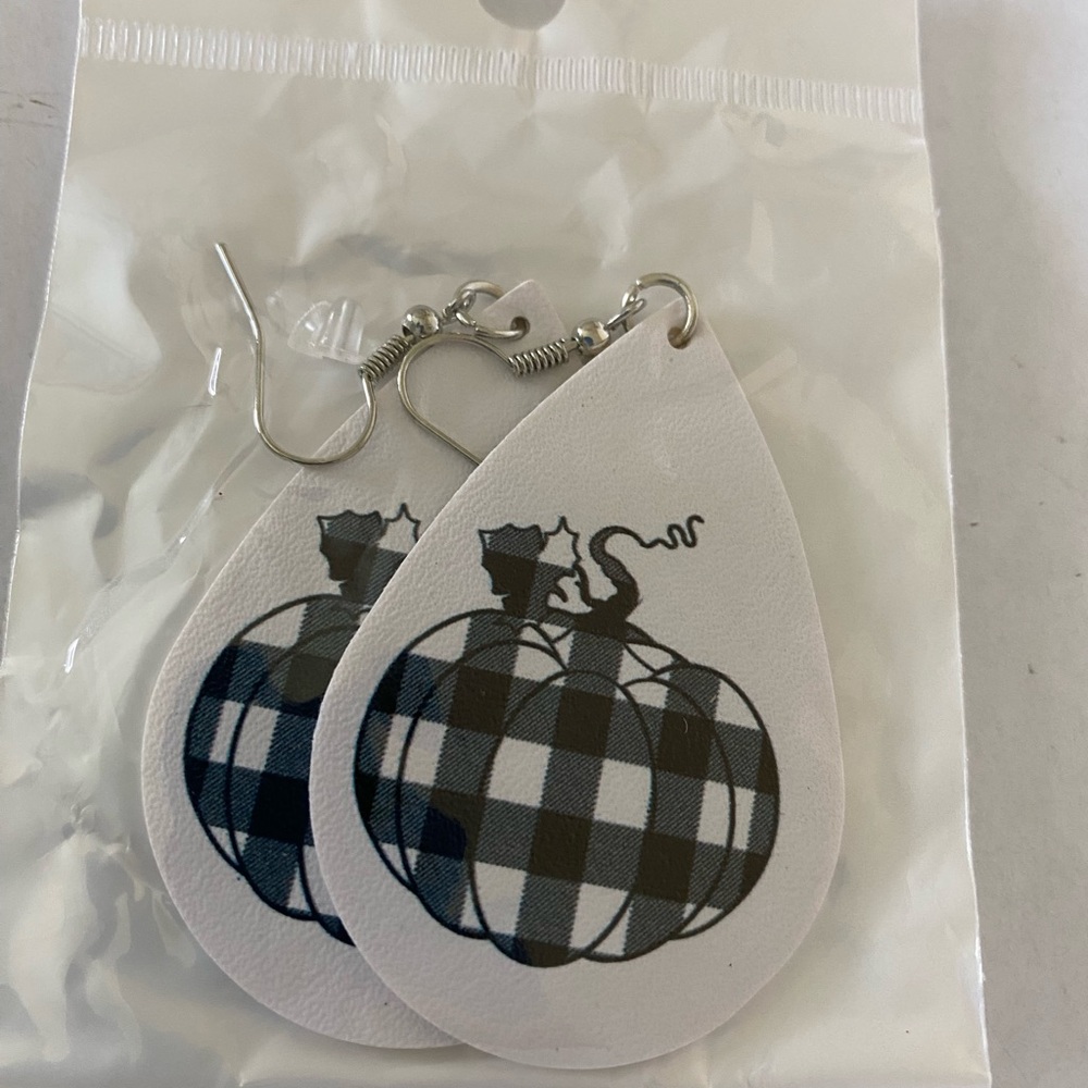 Black and white checkered pumpkin earrings